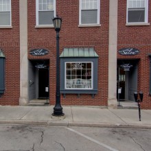Salon Exterior